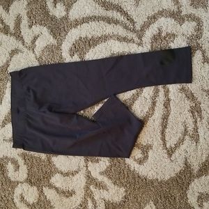 Nike Crop Swoosh Leggings